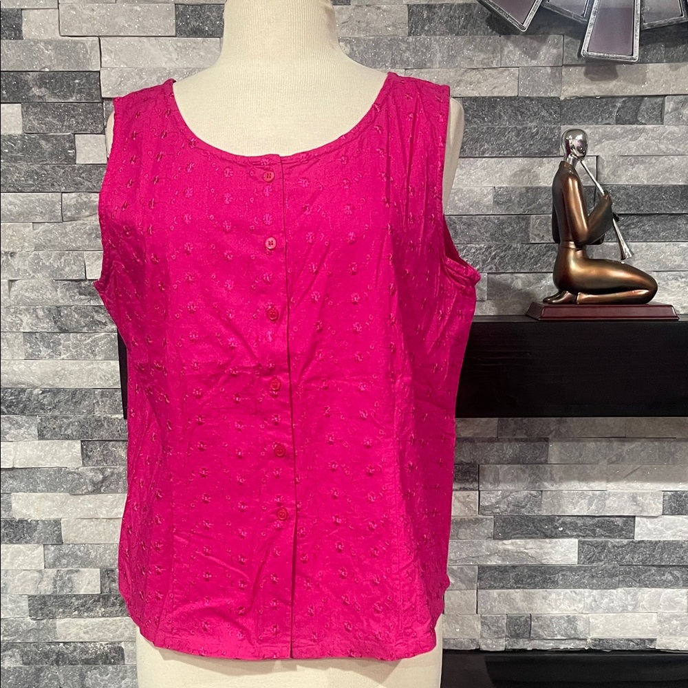 Faded Glory Size XL Buttoned Embroidered Tank Top